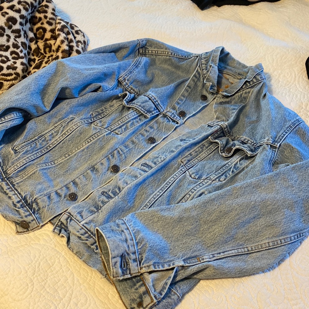 Vintage Levi’s denim jacket